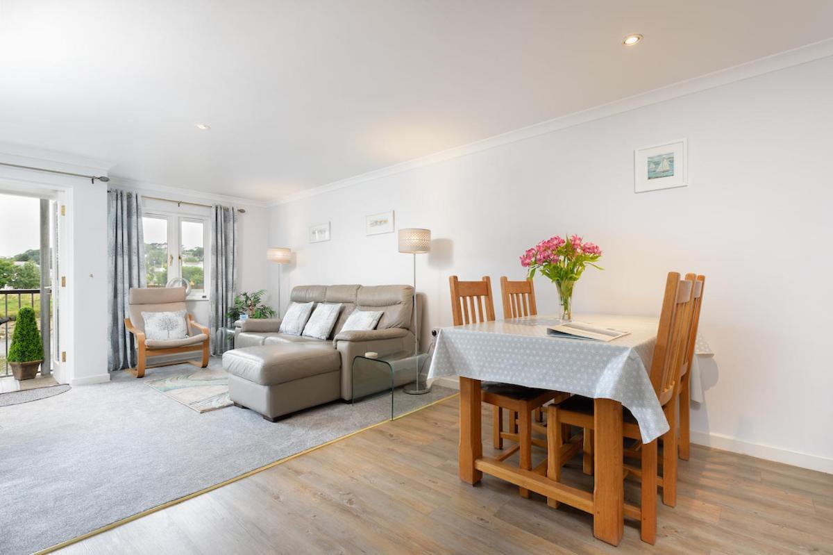 7 Camelside Apartment Wadebridge Bagian luar foto