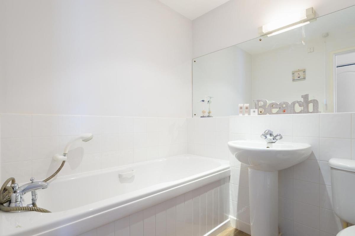 7 Camelside Apartment Wadebridge Bagian luar foto